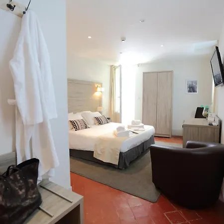 Hotel La Margelle 3*